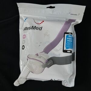 Airfit P10 Nasal Pillows Size XS/S/M for Her 62910  New in Package